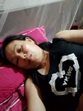 Lili-123k online show from May 17, 5:09 pm