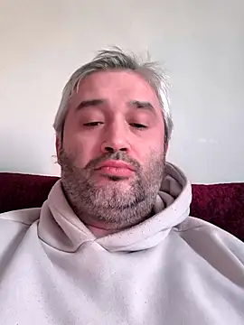 Snapshot of Olomoucak1982 chatting on January 19, 2:54 pm Olomoucak1982 online show from January 19, 2:54 pm