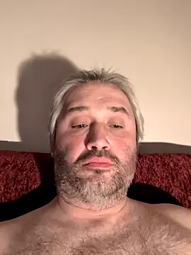 Snapshot of Olomoucak1982 chatting on February 3, 6:24 pm Olomoucak1982 online show from February 3, 6:24 pm