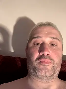 Snapshot of Olomoucak1982 chatting on April 1, 6:05 pm Olomoucak1982 online show from April 1, 6:05 pm