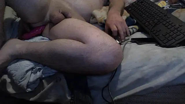 Snapshot of cannonball765309 chatting on March 27, 5:34 pm cannonball765309 online show from March 27, 5:34 pm