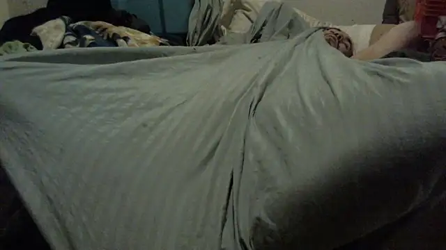 Snapshot of cannonball765309 chatting on March 30, 5:03 pm cannonball765309 online show from March 30, 5:03 pm