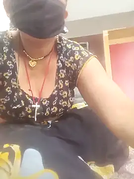 Your-shreya143 online show from February 19, 7:26 am