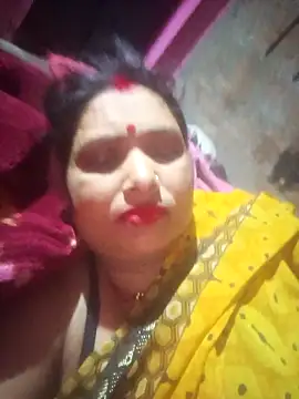 Snapshot of Your-shreya143 chatting on April 11, 7:40 pm Your-shreya143 online show from April 11, 7:40 pm