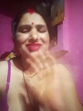 Snapshot of Your-shreya143 chatting on April 14, 8:37 pm Your-shreya143 online show from April 14, 8:37 pm
