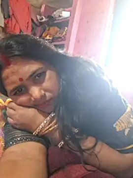 Snapshot of Your-shreya143 chatting on May 10, 8:08 am Your-shreya143 online show from May 10, 8:08 am