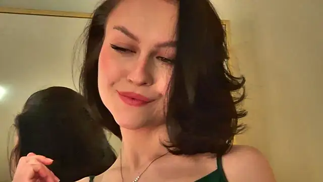 MonicaMercer online show from February 12, 7:14 am