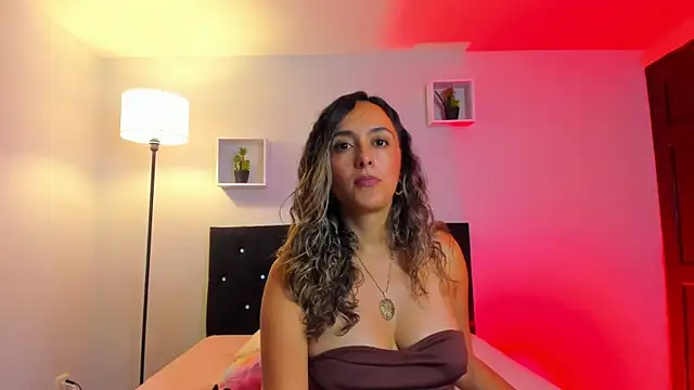 Snapshot of Victoria_Rose_ chatting on May 11, 4:04 pm Victoria Rose online show from May 11, 4:04 pm