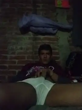 Snapshot of vergon911 chatting on January 12, 2:39 am vergon911 online show from January 12, 2:39 am