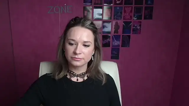 Melodie Aster online show from March 4, 6:19 am