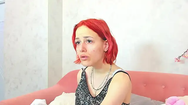 Snapshot of Linda_Jonys chatting on April 6, 8:37 am Linda Jonys online show from April 6, 8:37 am