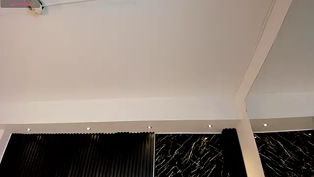 Snapshot of TiffanyHoustton chatting on February 23, 11:40 am TiffanyHoustton online show from February 23, 11:40 am