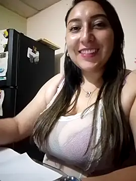 Valeria montana  online show from March 10, 1:10 am