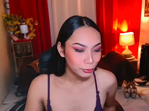 kylieEmparado online show from May 24, 10:31 am