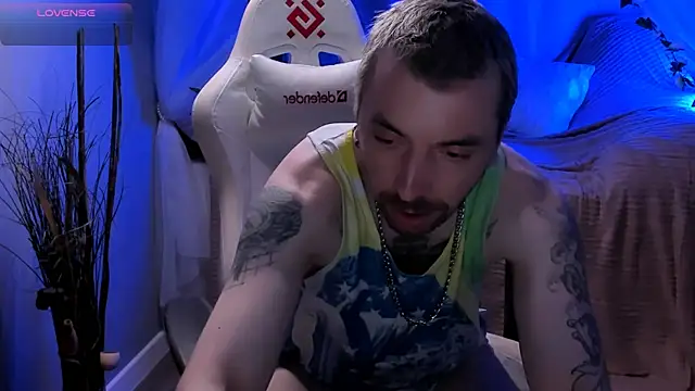 shaun white online show from December 14, 11:04 am