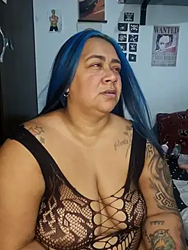 Snapshot of vicky-duarte chatting on February 17, 8:37 pm vicky-duarte online show from February 17, 8:37 pm