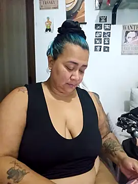 Snapshot of vicky-duarte chatting on March 25, 3:23 am vicky-duarte online show from March 25, 3:23 am