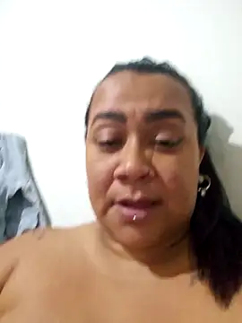 Snapshot of vicky-duarte chatting on April 1, 7:42 am vicky-duarte online show from April 1, 7:42 am
