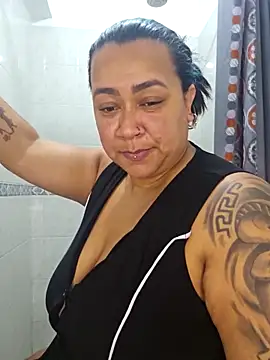 Snapshot of vicky-duarte chatting on May 8, 12:16 am vicky-duarte online show from May 8, 12:16 am