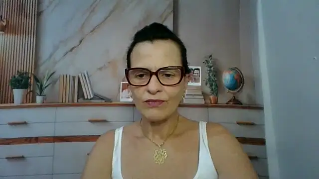 Luna-Hot0802 online show from March 24, 6:57 pm