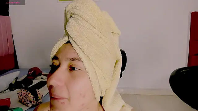 catsi cat online show from February 11, 11:48 am