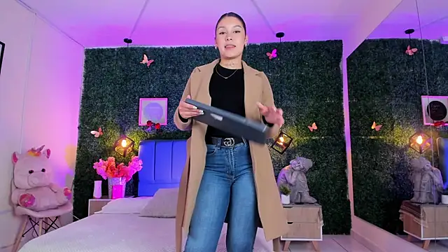 GabyyCute  online show from January 11, 3:11 am