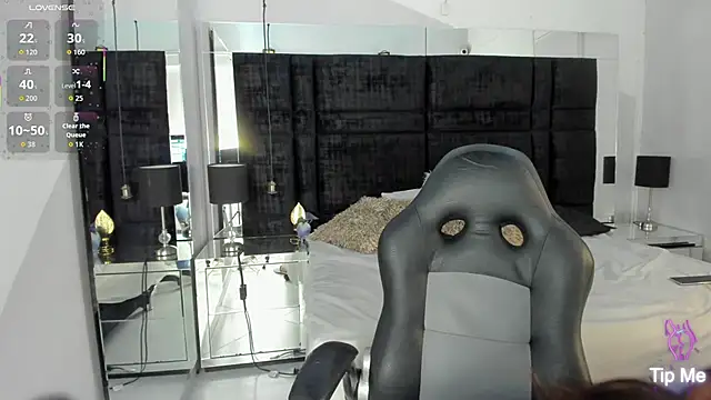 Zoei Moon online show from January 18, 5:39 pm