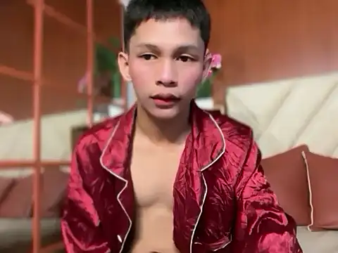 TheBoyAboveYou online show from February 25, 5:11 pm