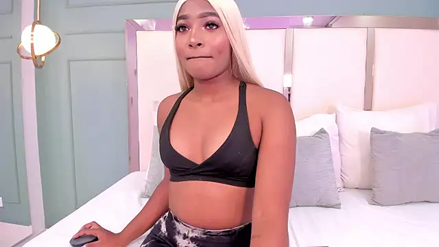 abigail boltonn online show from December 16, 8:47 pm