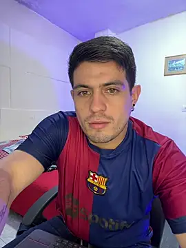 williamsmiiths16 online show from January 15, 2:27 am