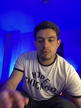 williamsmiiths16 online show from February 21, 3:07 am