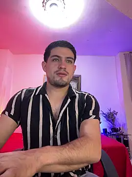 williamsmiiths16 online show from March 23, 12:53 pm