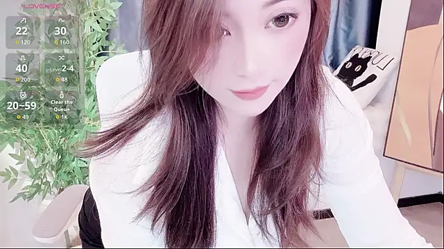 Snapshot of Lyly-zz chatting on January 12, 2:50 am Lyly-zz online show from January 12, 2:50 am