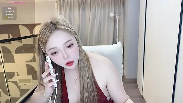 Snapshot of Star-XinX chatting on February 22, 11:53 am Star-XinX online show from February 22, 11:53 am