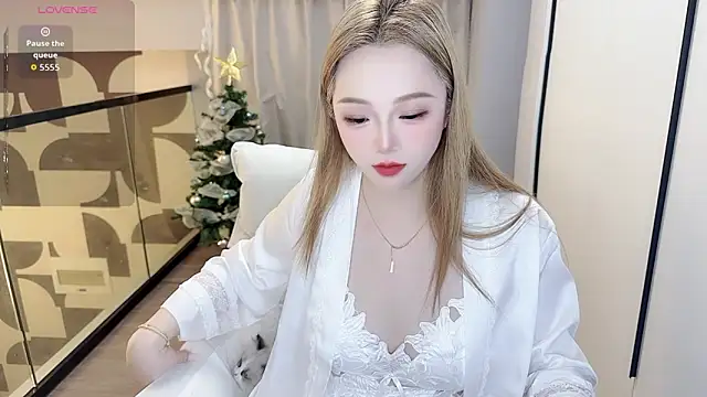 Snapshot of Star-XinX chatting on February 25, 2:48 pm Star-XinX online show from February 25, 2:48 pm