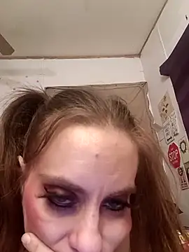 snowbird1117 online show from February 6, 3:44 am