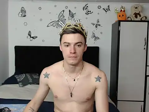 Thiago muscle777 online show from February 12, 3:12 am