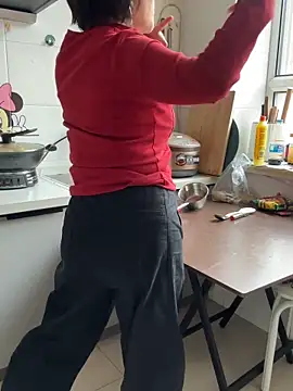 luckybaby666999 online show from April 2, 2:31 am