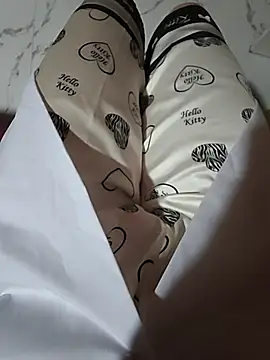 Baby-Linh online show from May 9, 2:06 am