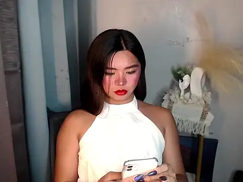 voganmarie online show from June 16, 8:22 pm