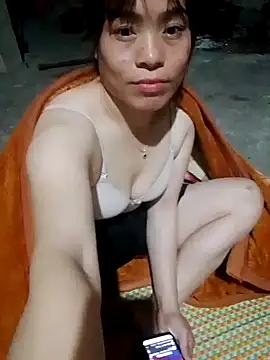 betty wang online show from December 5, 1:52 pm