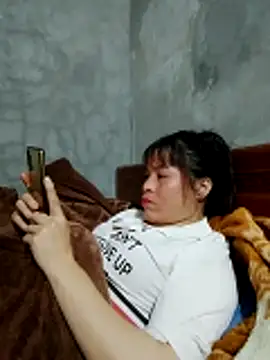 betty wang online show from December 22, 10:45 am