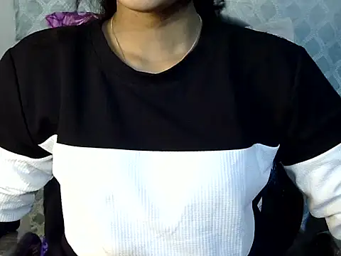 Shab M online show from March 13, 4:35 pm