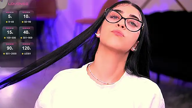 KyraBliss online show from February 3, 8:58 pm