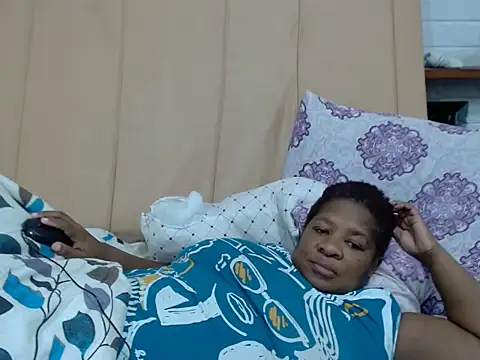 AfricanQueenxx25 online show from December 14, 2:00 pm