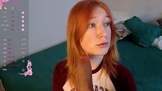 Snapshot of Elsa_Batler chatting on January 8, 3:03 pm Elsa Batler online show from January 8, 3:03 pm