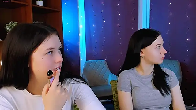 diara ti online show from February 9, 6:17 am