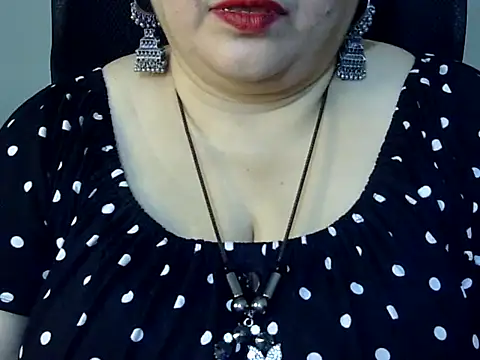 Soniya Sha online show from February 17, 7:09 pm