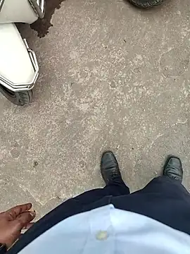 boyfromMum bai online show from February 26, 9:30 am