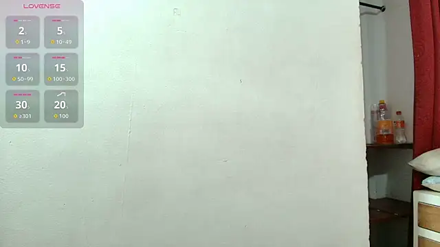 Snapshot of Elizabetth_Roman chatting on March 30, 8:10 pm Elizabetth Roman online show from March 30, 8:10 pm